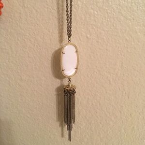 Kendra Scott necklace